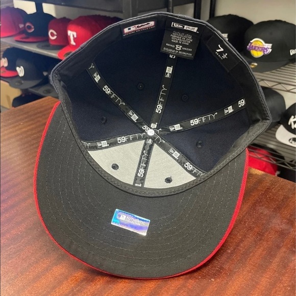 NEW ERA - MLB Baseball Hat - Cleveland Indian 59FIFTY Fitted Cap - Navy/Red - Picture 5 of 6